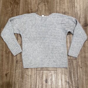 GAP Light Gray Women's Crew Neck Sweater Ribbed SZ M Tall